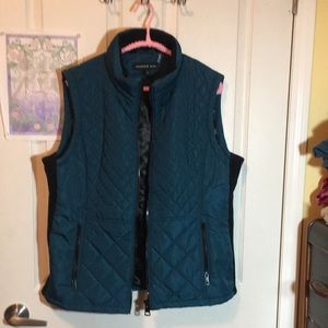 ANDREW MARC Teal/Black Vest